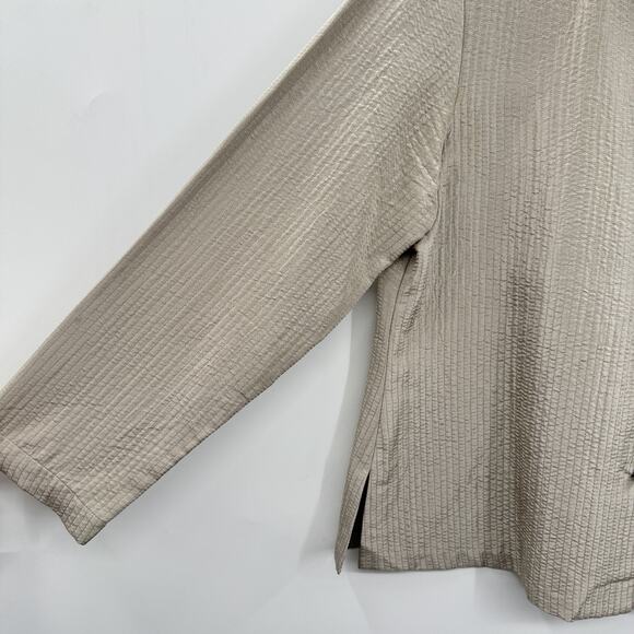 Eileen Fisher Silk Blend Textured Button Blouse Sz M Taupe Old Money Luxury - Picture 4 of 11